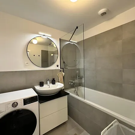 アパート Sady, 5min From Airport And Parking *