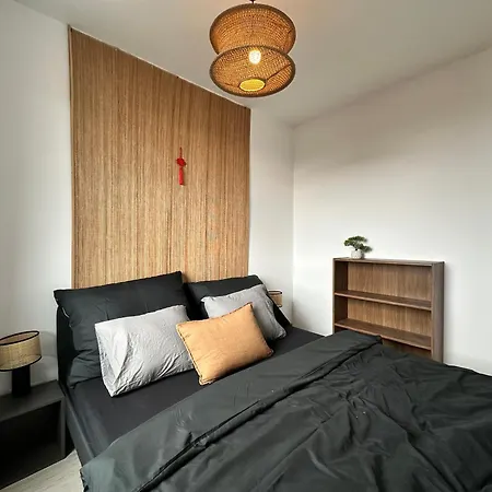 Sady, 5min From Airport And Parking