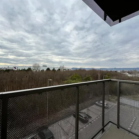Sady, 5min From Airport And Parking Apartment Bratislava